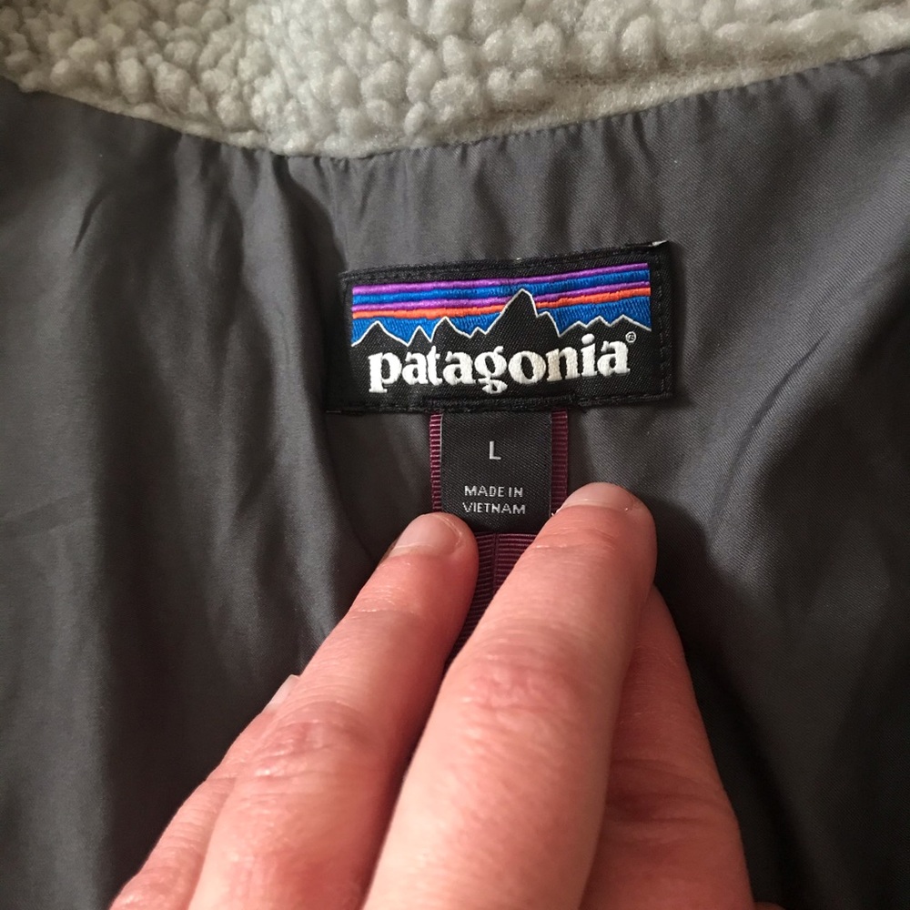 Patagonia Divided Sky jacket (size L) - Picture 5 of 5